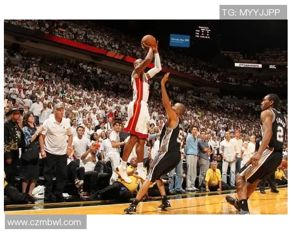 篮球巨星：探秘NBA球员背后的成长历程与精彩瞬间